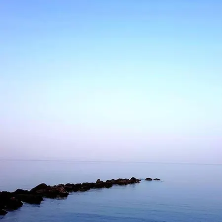 Apartament Artemis House *